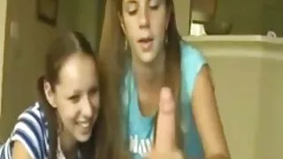 As meninas conheceram e trocaram filme pornô com kelly key bichanos