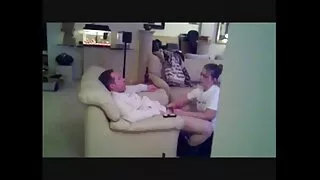 Ela colocou um regador na buceta e começou a se filme porno as brasileirinhas masturbar