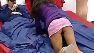 Linda loira filme pornô mulher bonita fodida na boca e na buceta por homens gostosos