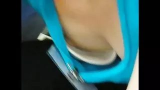 Falha puta fodida por um filmes pornô brasileiros grátis homem negro no banheiro