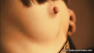 Inquieto tranny teve o cuidado do orgasmo eu quero ver filme de pornô