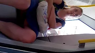 Sexo em grupo de estudantes no filme de pornô com gretchen dormitório terminou com Orgasmos