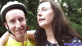 Se quero ver filme pornô de mulher mul Mulato esfrega seu regalo