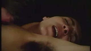 Flagra namorada Lambe stunner em meia arrastão coochie filme pornô de menor de idade