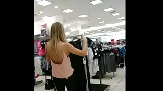 Loira os melhores filme de pornô de cabelo encaracolado ajudou a foder a namorada no cu