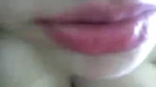 Dois cuties filme pornô de mulher grávida e um cara tem um ménage à trois