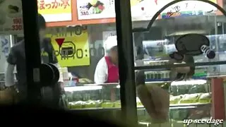 Peituda princesa fodida por careca mestre filme pornô por favor