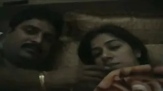 Loira satisfaz amarrado filme pornô de menor buceta com loções